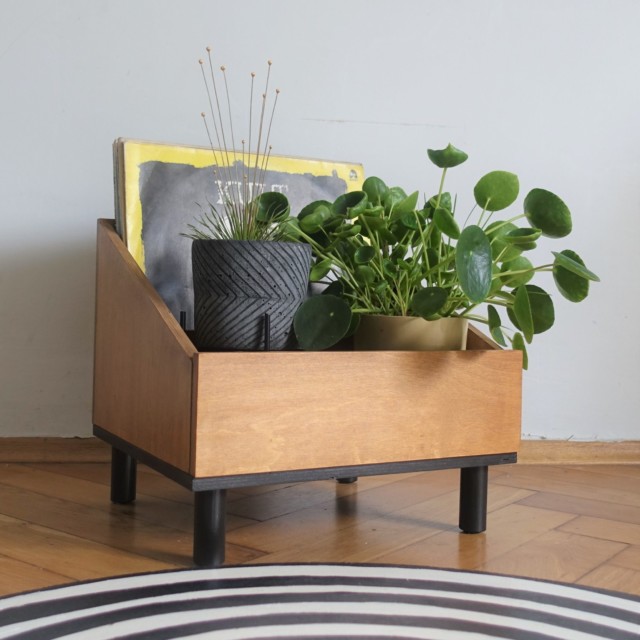 Stojak na winyle G18